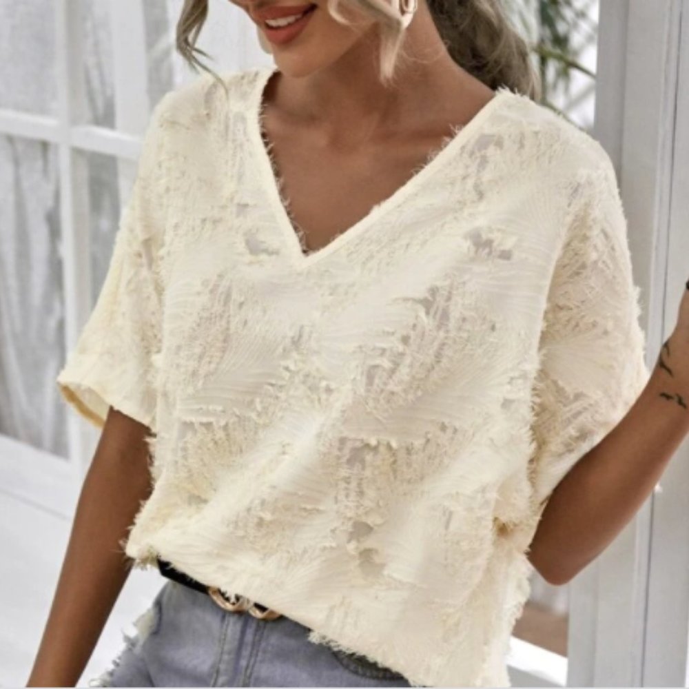 ⏳LAST CHANCE⏳ - Shein | T-Shirt